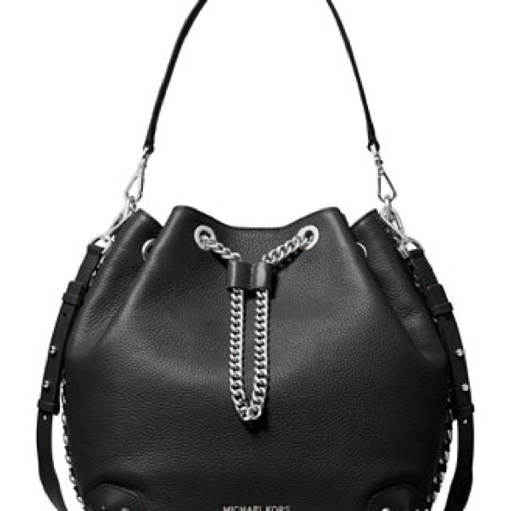 MICHAEL Michael Kors
Alanis Pebble Leather Bucket